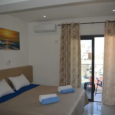P.l Hermes & Apartman Lárnaka