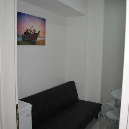 Apartman P.l Hermes & *