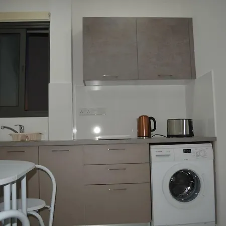 Apartman P.l Hermes &
