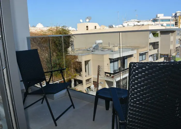 P.l Hermes Studios&apartments