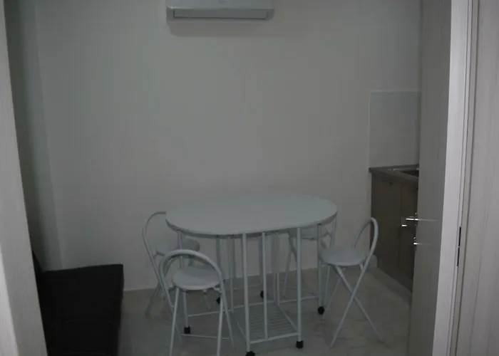 P.l Hermes Studios&apartments *