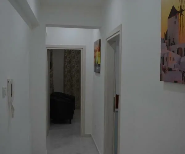 P.l Hermes Studios&apartments