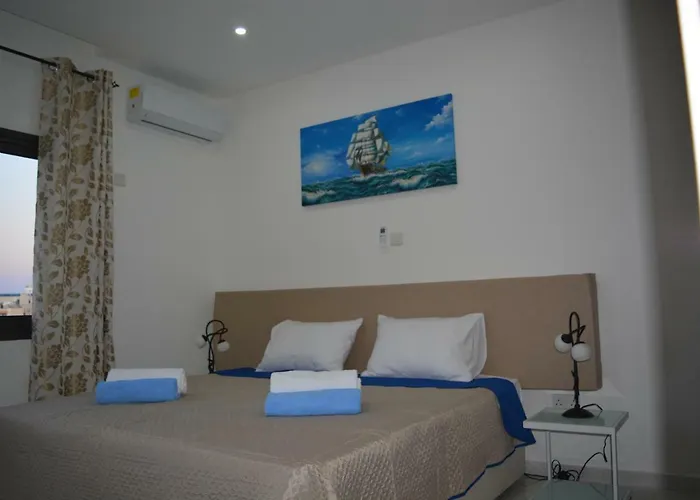 P.l Hermes Studios&apartments *