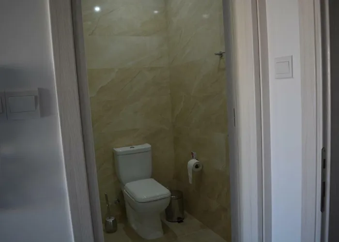 Apartament P.l Hermes & Larnaca