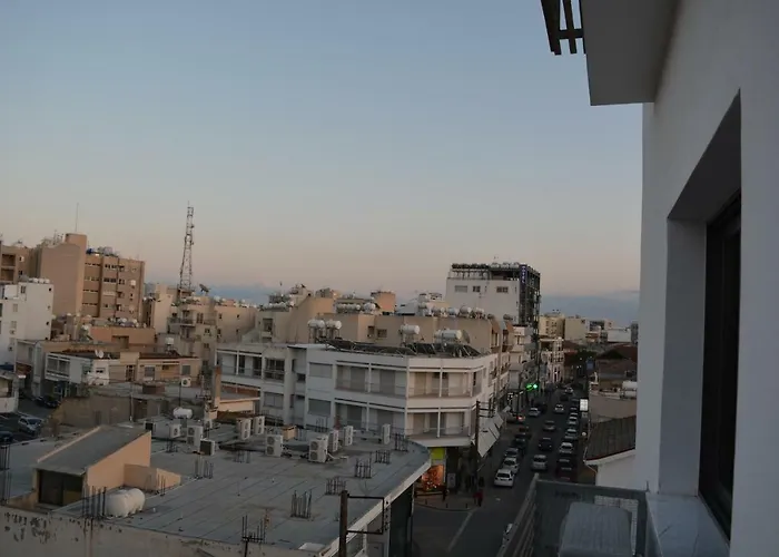 P.l Hermes & * Larnaca