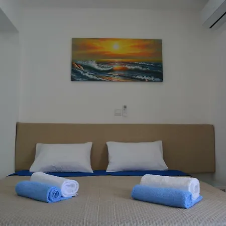 P.l Hermes & Apartamento