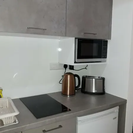 P.l Hermes & Larnaca